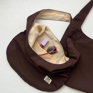 کیف دوشی زنانه مدل توت بگ هوبو کد HB01